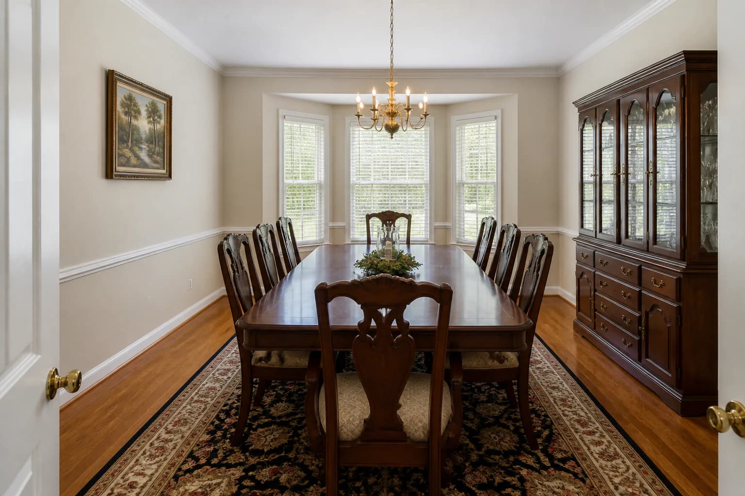 AI-generated demonstration of a furnished dining room before a virtual furniture refresh